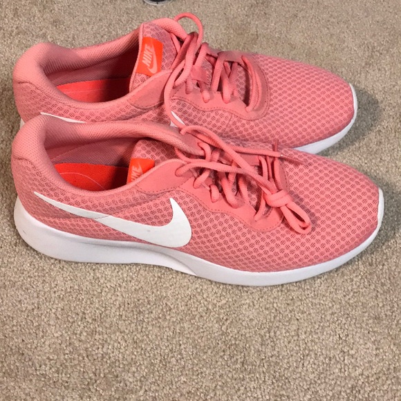 Nike Shoes Nike Size 2 Womens Pink Running Shoe Sneaker Poshmark